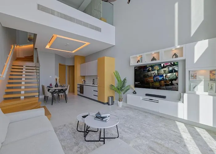 Luxury One Bedroom Sky Villa With Burj Khalifa View
