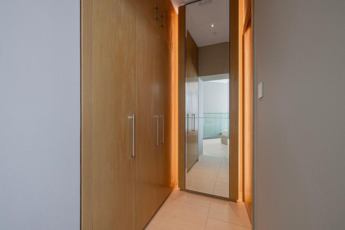 Luxury One Bedroom Sky With Burj Khalifa View *