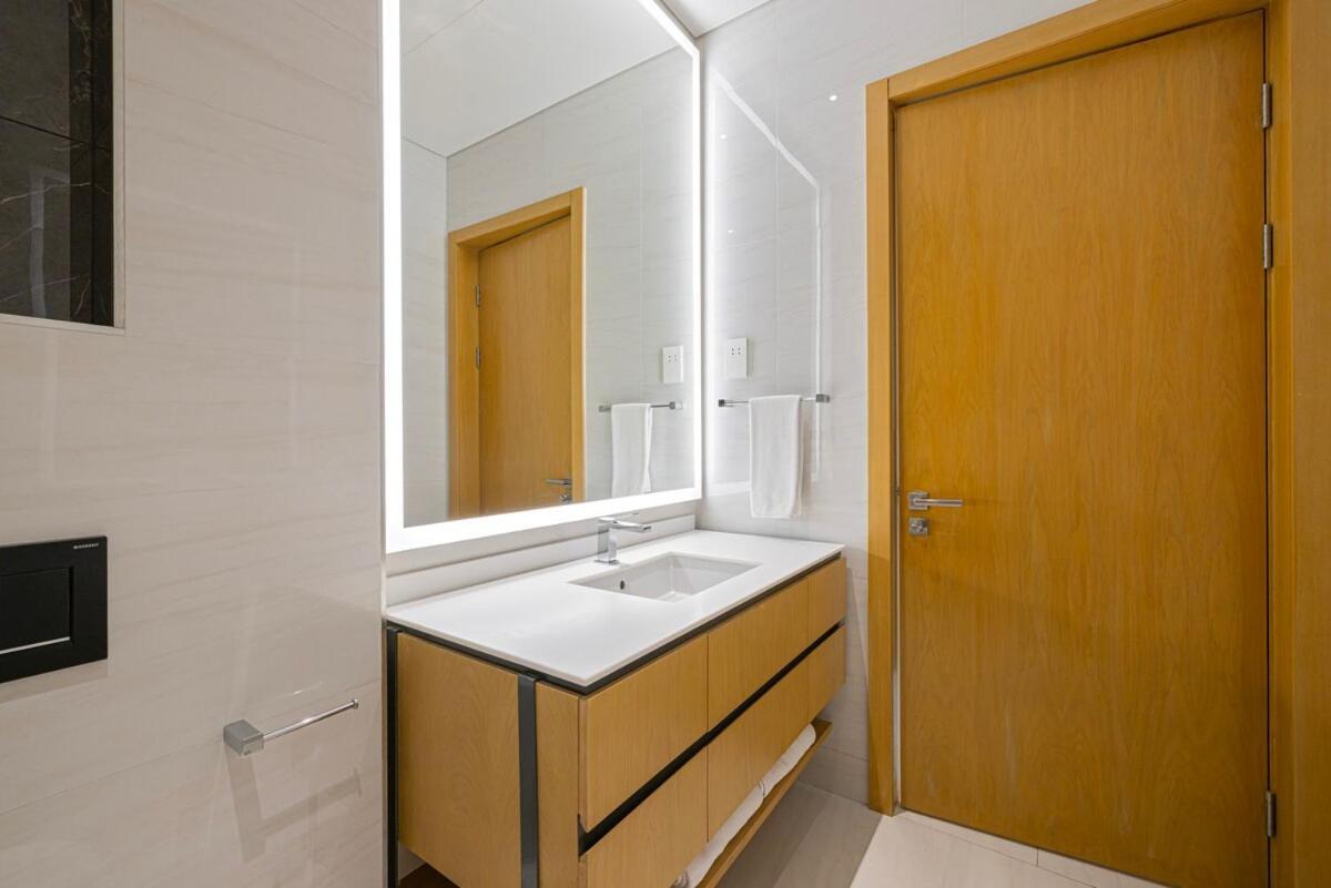Luxury One Bedroom Sky With Burj Khalifa View Apartment Dubai