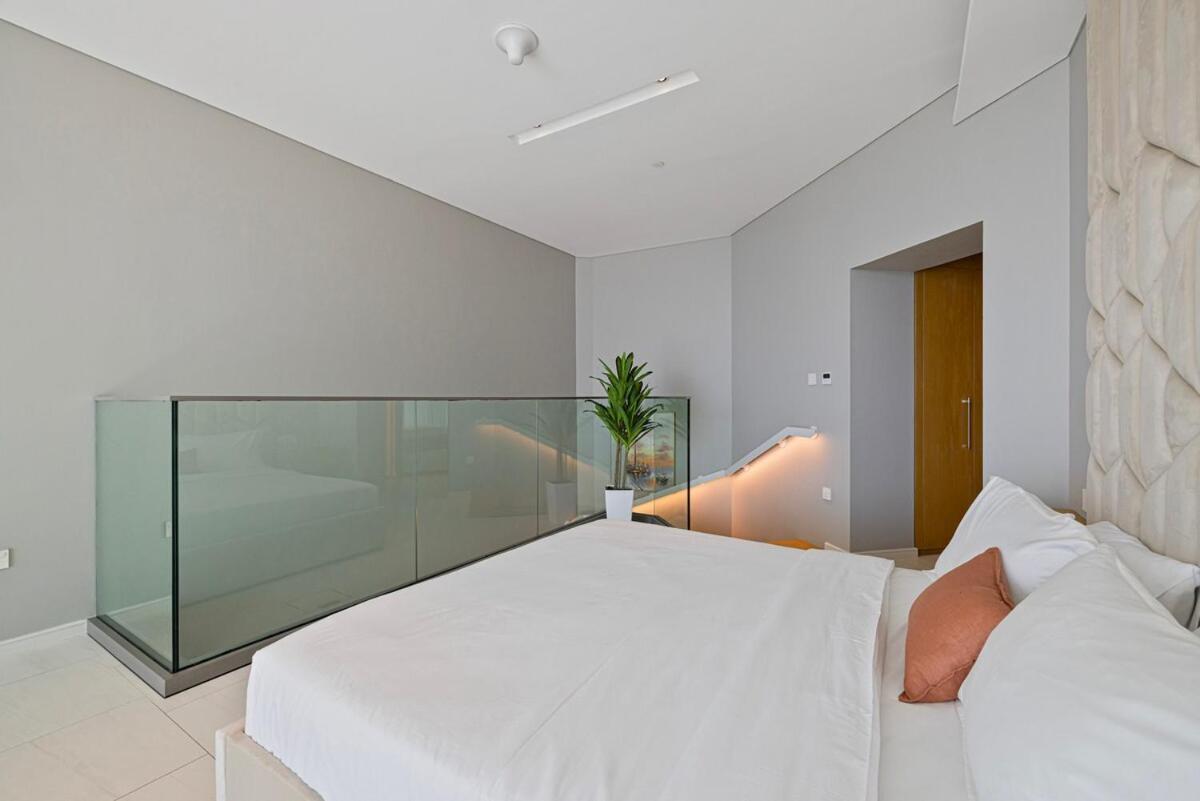 Luxury One Bedroom Sky With Burj Khalifa View Apartment Dubai