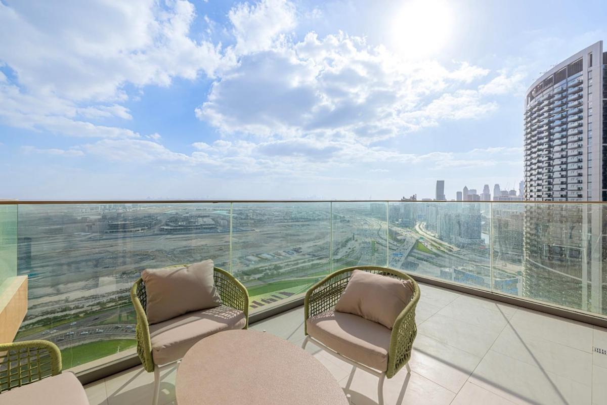 Luxury One Bedroom Sky With Burj Khalifa View Apartment Dubai